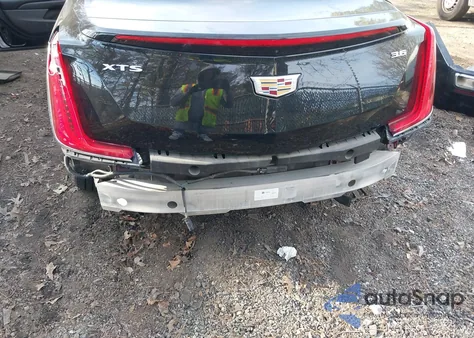 2019 Cadillac Xts Luxury z USA, uszkodzony, nr VIN 2G61M5S39K9106178